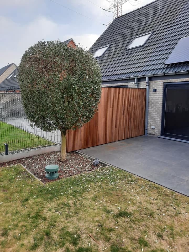 Tuinwand Melle — afwerking